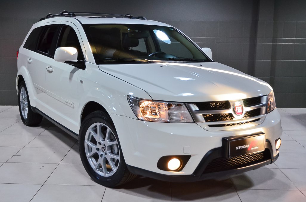 FIAT - Precision 7 Lugares - 2015 - Branco - Fiat Freemont Precision 7 ...
